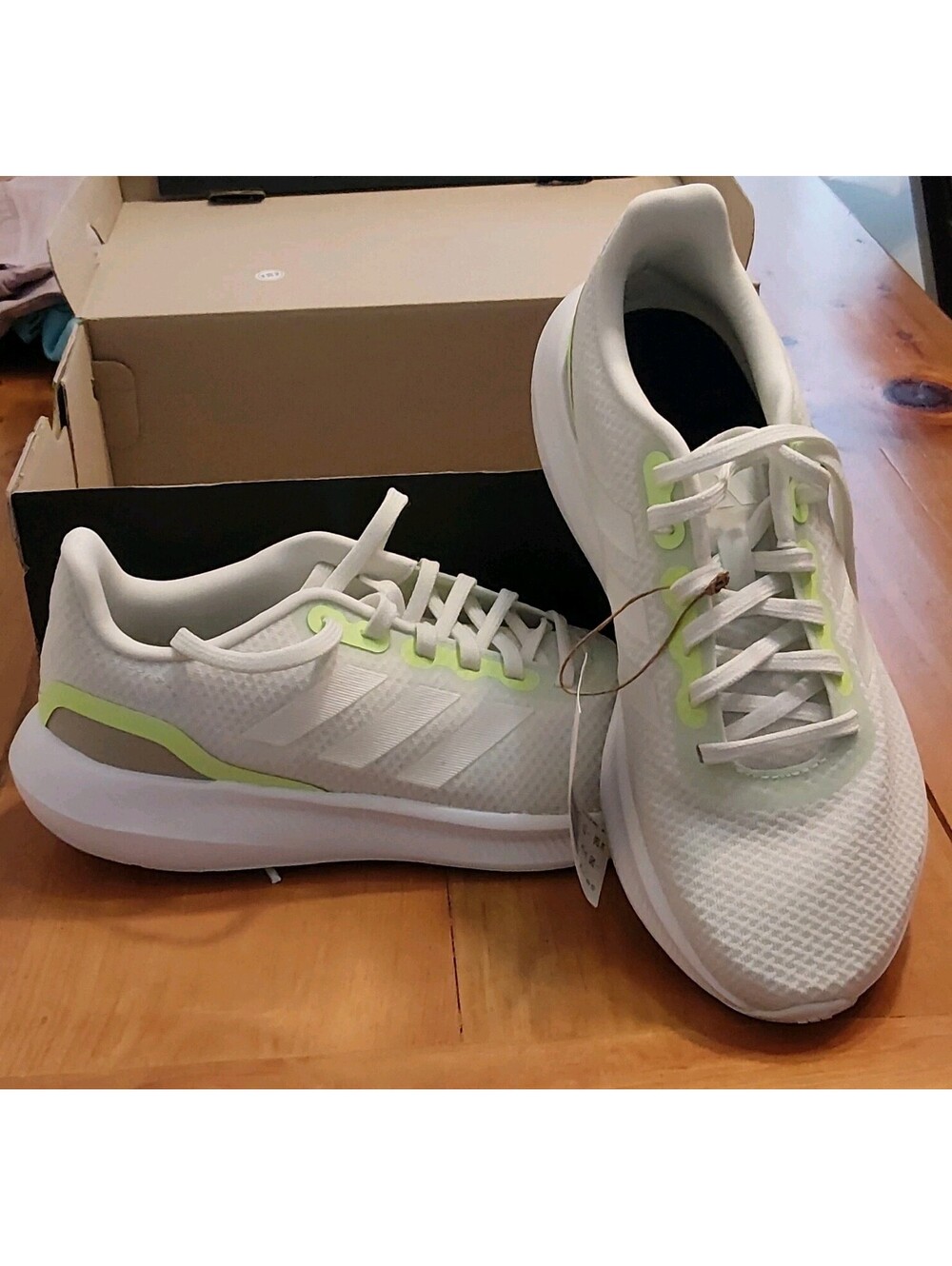 adidas Runfalcon 3.0 W Women's Low Top Lace-Up Mesh Sneakers White/Green IE0750